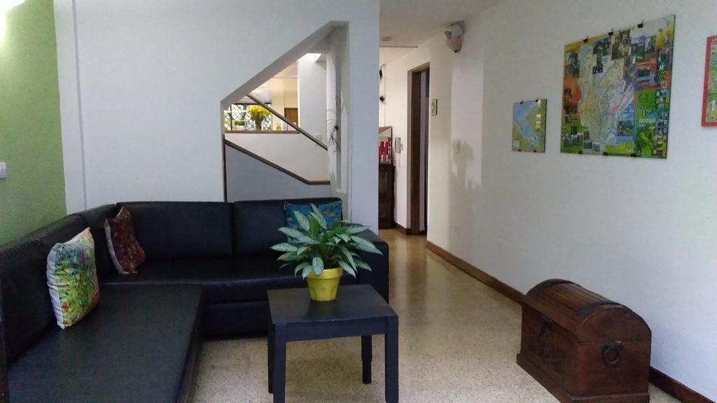 Hostal TamarindoItagüí エクステリア 写真